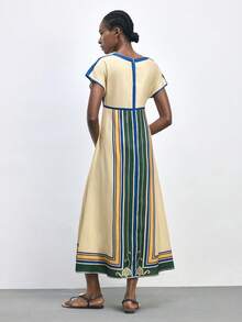 Maija Đầm chữ A không tay cổ chữ V màu mơ, họa tiết hình học nhiều màu sắc dành cho nữ - Nhiều màu - Xem 8