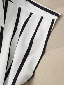 GlowEve CURVE Bộ đồ nữ thường ngày kẻ sọc tay ngắn + chân váy chữ A cạp cao thanh lịch, thích hợp cho công sở, mùa xuân/hè. - Nhiều màu - Xem 6