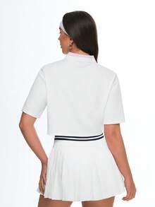 Gameset SHEIN Sport 女士白色短款Polo衫，短袖网球上衣，撞色藏蓝色和粉色条纹领，纽扣前襟，宽松版型，适合高尔夫、网球、日常运动穿着，女士高尔夫套装，女士网球裙套装，女士条纹Polo衫 - 白色 - 查看 2