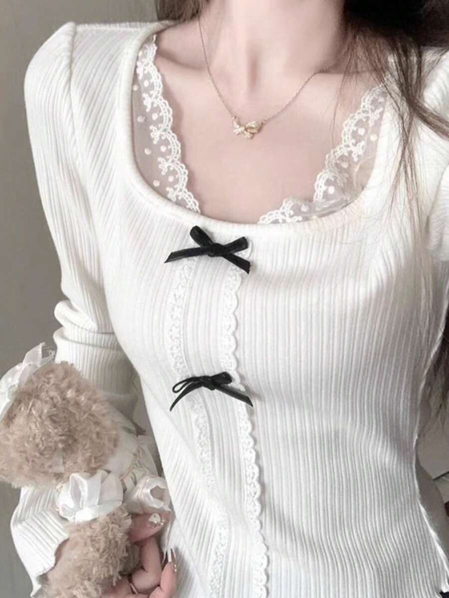 FRIFUL Áo thun dài tay ôm dáng, gân sọc, cổ tròn, phối ren và nơ dành cho nữ - trắng - Xem 1