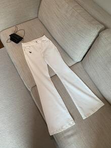 DAZY Jeans acampanados de mujer con elegante patrón de bordado en contraste blanco, para primavera/verano - Blanco - Ver 3