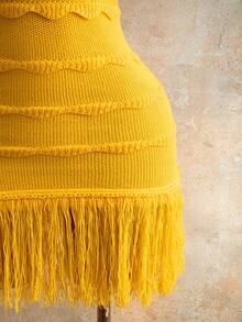 Mistrie 女士针织毛衣连衣裙，露肩设计，立体波浪条纹，流苏点缀，短款，黄色，修身剪裁，性感迷人，适合度假外出、休闲派对等场合，女装，春秋季、夏季、冬季皆宜。 - 黃色 - 查看 4