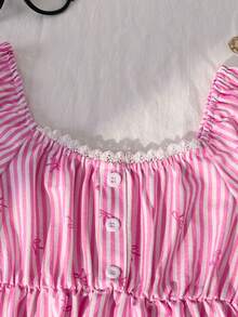 SHEIN 女童复古甜美风上衣一件：珍珠饰边+白色波点，泡泡袖短袖方领收腰设计，轻薄不蓬松，宽松舒适，适合约会/日常穿着，春夏皆宜。 - 粉色 - 查看 4