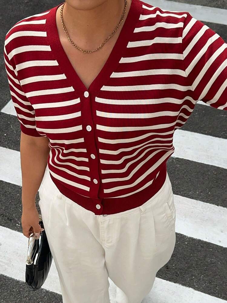 Dazy Plus V-Neck Contrast Color Block Striped Casual Versatile Short Sleeve Knit Top, Red, Spring/Summer