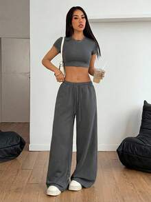 SHEIN PETITE 女款純色圓領短袖短版上衣與抽繩腰寬腿褲休閒兩件套，適合嬌小女性 - 深灰色 - 查看 4