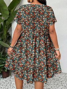 SHEIN LUNE Plus Size Ditsy Floral Short Casual Summer Vacation Dress Boho Sleeve Women Dress,Holiday Outfits For - Multicolor - View 2