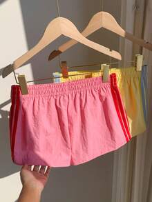 Comfortcana 2 chiếc quần short thể thao nữ dáng rộng, cạp chun, kẻ sọc bên hông, thích hợp cho mùa tựu trường. - Nhiều màu - Xem 3