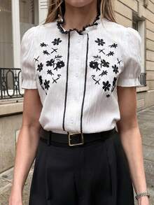 Pariaura Avslappnad semesterblus med volangärmar och broderad blommig - Vitt - Visa 5