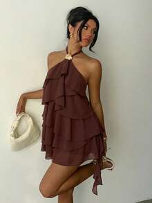 Aloruh Vestido corto con top de cuello halter con volantes multicapa y lazo para mujer - Café - Ver 9