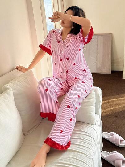 SHEIN Napfluff 条纹爱心印花撞色荷叶边领可爱女士睡衣套装