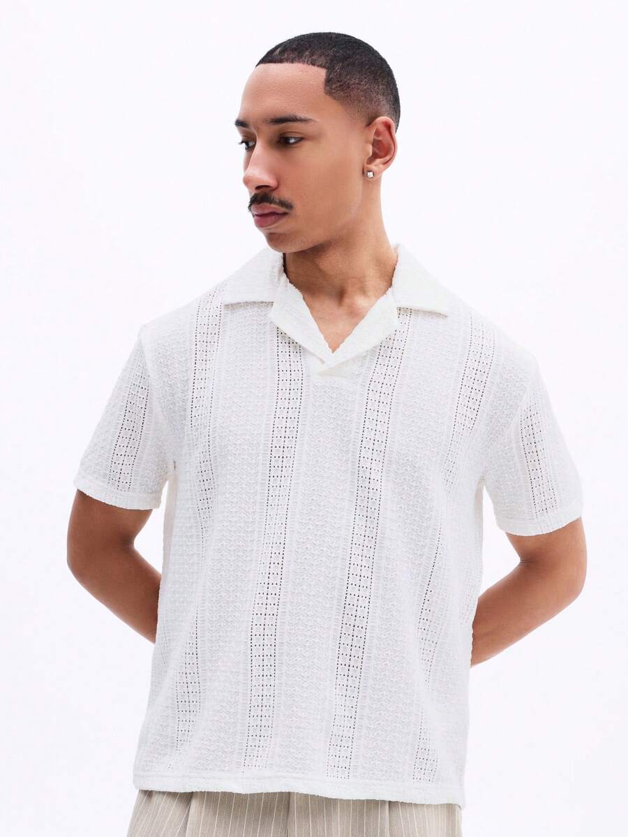 SUMWON Men's White Short Sleeve Textured Knit Polo Shirt With Vertical Stripe Pattern And Classic Collar - White - View 1