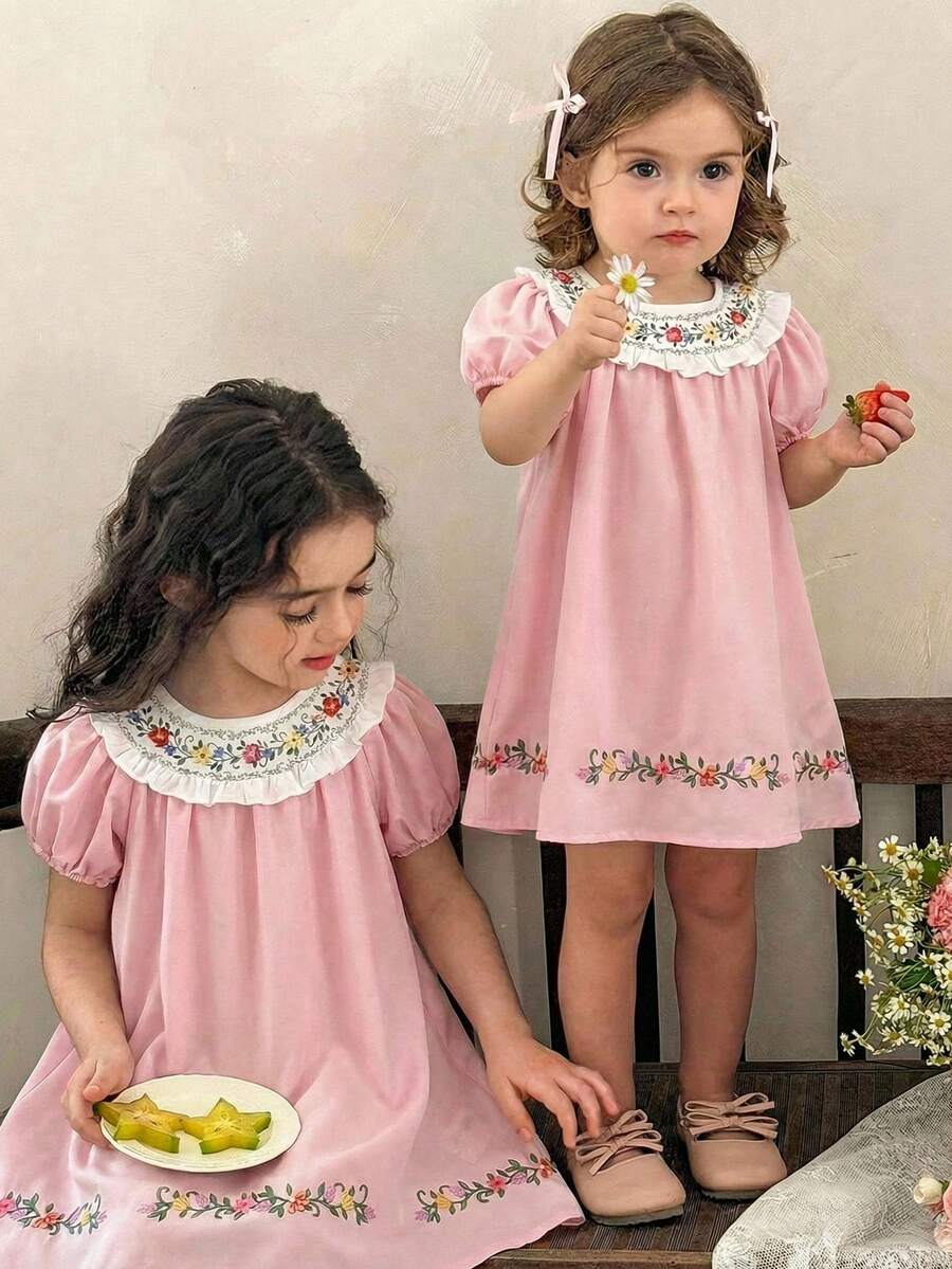 SHEIN LMoss Kids Young Girl Ditsy Floral Loose Fit Short Sleeve Vacation Dress,Kids - Multicolor - View 1