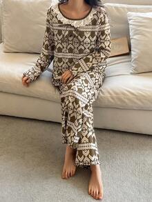 DAZY 几何图案印花荷叶边宽松女士睡衣套装 - 軍綠色 - 查看 4