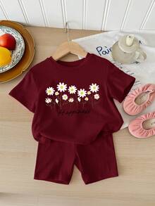 SHEIN Bộ đồ thể thao mùa hè cho bé gái, kiểu dáng thường ngày đi biển, gồm áo thun ngắn tay và quần short in họa tiết hoa cúc và chữ cái. - Nhiều màu - Xem 3
