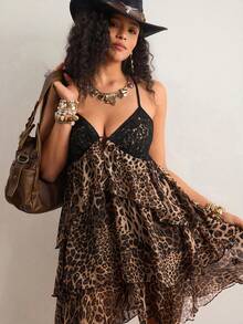 Freevana Vestido de tirantes con estampado de leopardo bohemio en marrón, vestido corto casual de estilo vacacional con cuello en V profundo, falda con volantes y diseño suelto para mujeres - Multicolor - Ver 1