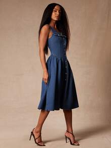 NYA SZN 女士圆领单排扣褶裥休闲度假日常牛仔连衣裙 - 中等水洗藍 - 查看 5