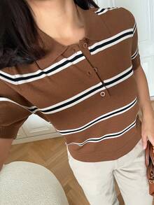 DAZY 女士条纹印花半拉链套头短袖针织衫 - 咖啡棕 - 查看 1