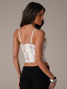 SHEIN BAE 白色纹理系带性感优雅抹胸上衣，适合搭配白色上衣、外出上衣、白色修身抹胸、婚礼宾客上衣、沙滩上衣、优雅上衣、早午餐上衣、性感上衣 - 白色 - 查看 2