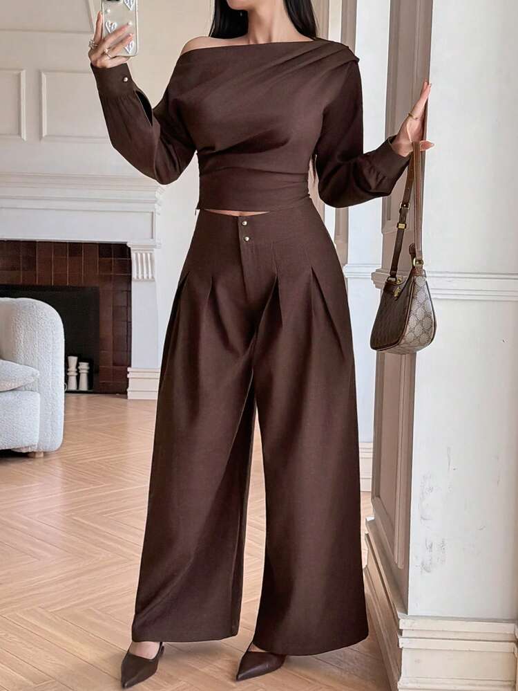 Women's Oblique Shoulder Long Sleeve Pleated Top And Pants Two Pieces Set, Fashionable Summer Minimalist