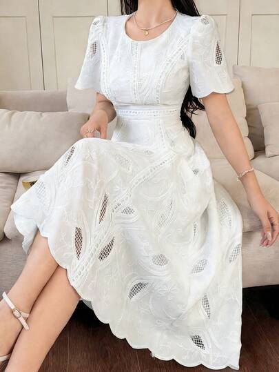 DAZY Vestido de verano de longitud media con cuello redondo, mangas de pétalo y encaje floral elegante para mujer