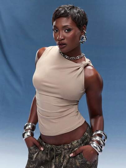 Normani Women's Solid Color Oblique Shoulder Sleeveless Fitted Fashionable Minimalist Top