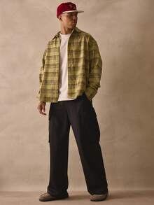 Musero 常规版型，缝线细节，双层平纹印花，Crago风格翻盖口袋长裤，春夏必备街头风单品 - 黑色 - 查看 2