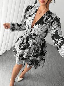 Elenzga Plus Size Women Floral V-Neck Petal Sleeve Double Ruffle Hem Dress - Black - View 6