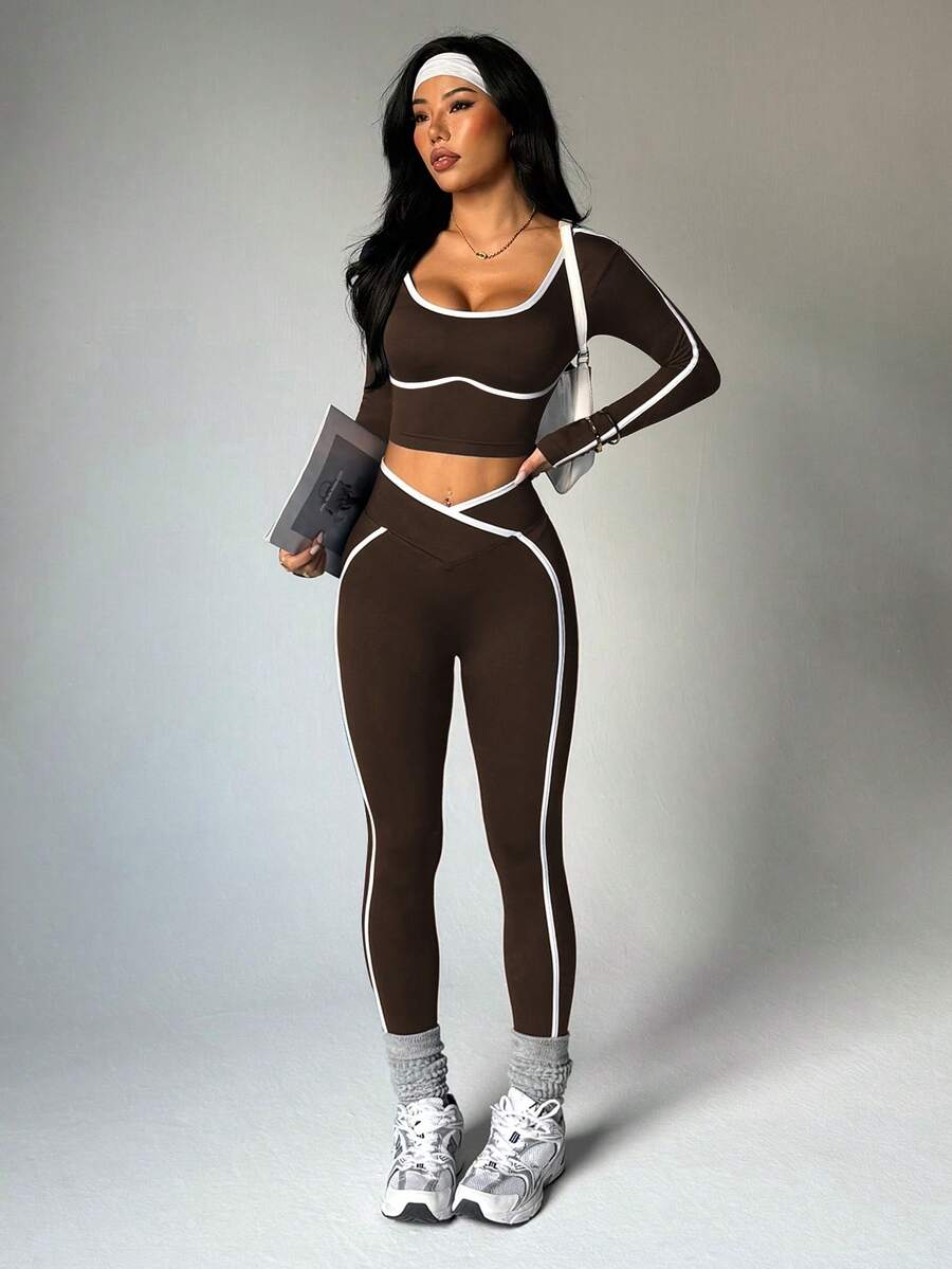 Dewbera 无缝高弹瑜伽健身女式运动交叉腰带撞色套装 - 棕色 - 查看 1