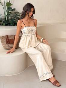 SHEIN Tall Set de 2 piezas de mujer con camiseta de tirantes bordada y pantalones largos, conjunto informal de verano - Beis - Ver 7