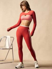VARSIVA Bộ đồ thể thao nữ áo crop top dài tay màu trơn, áo ngực kẻ caro và quần legging - Nhiều màu - Xem 7