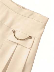 GlowEve CURVE 大码优雅褶皱链条装饰迷你裙 - 杏色 - 查看 3