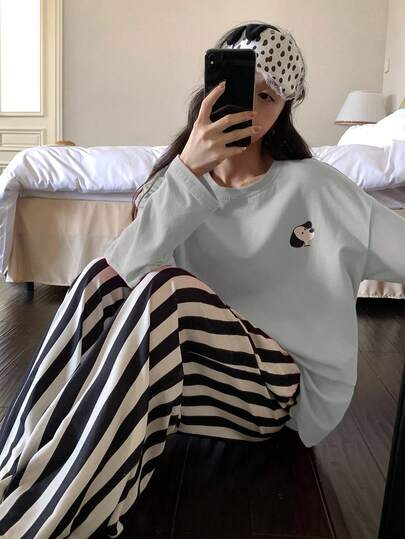 DAZY Set de 2 piezas de camiseta de manga larga holgada con estampado de perro y pantalón de pijama recto de pierna larga a rayas, ropa de dormir para mujer en primavera
