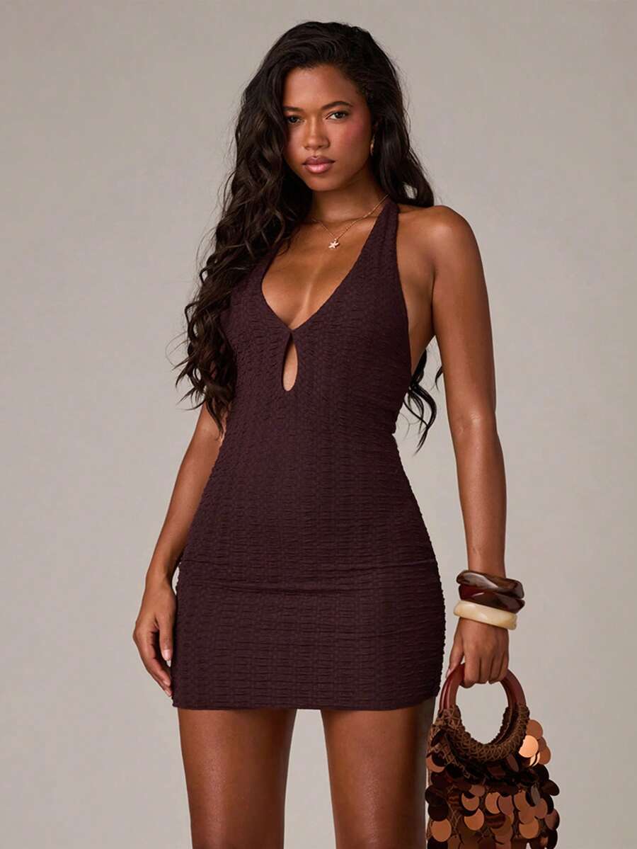 SHEIN BAE 女士休闲度假纹理串珠露背吊带迷你连衣裙，适合海滩度假、音乐节、波西米亚风度假、海滩旅行、休闲旅行、夏季穿搭纹理连衣裙，棕色纹理连衣裙 - 咖啡棕 - 查看 1