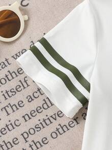 SHEIN Streecool Kids Toddler Boys' Letter 94 Print T-Shirt & Khaki Cargo Shorts 2pcs Set, Vintage Casual Outfit - Army Green - View 4