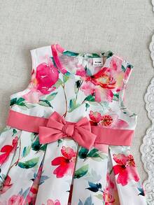 SHEIN Đầm công chúa không tay thắt nơ eo, màu nước hoa lá tươi tắn, kiểu dáng mới về cho bé gái 0-3 tuổi, thích hợp cho các hoạt động ngoài trời, dã ngoại, tiệc trà chiều, tiệc tùng và sinh nhật. - Hồng - Xem 4