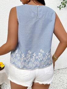 SHEIN Frenchy Plus Size Women Blue Striped Embroidered Hem Sleeveless Shirt, Round Neck Casual Commuting Fashion Essential Versatile Tops - Blue - View 2