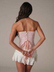 SHEIN BAE Top corto de mujer elegante y sexy de encaje rosa con jacquard 3D y cuentas, adecuado para festivales de música, fiestas de graduación, tops dulces para chicas, bustier de encaje ajustado, tops con lentejuelas, tops de playa, tops de verano - Rosa Pálido - Ver 2