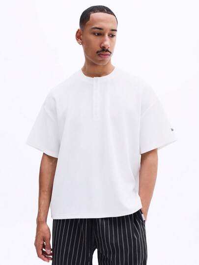 SUMWON Classic Boxy Fit Crew Neck T-Shirt For Casual Summer Everyday Wear Comfortable Relaxed Short Sleeve Basic Tee