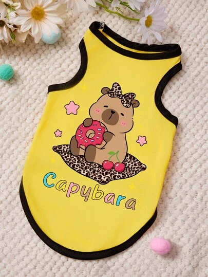 PETSIN 1 件可爱水豚抱甜甜圈樱桃五角星字母印花宠物背心黑色拼接黄色休闲风格宠物服装