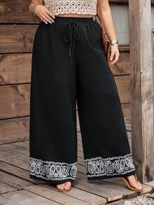 SHEIN CURVE+ Curve 尺码 US22 音乐节、海滨度假、波西米亚风女式印花休闲阔腿裤，时尚日常西部风波西米亚90年代音乐节夏季复古波西米亚春假狂欢波西米亚裤女款夏季裤女阔腿裤 - 黑色 - 查看 4