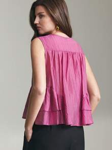 Ontre 2026SS New Solid Pink Round Neck Sleeveless Fashion Versatile Women's Shirt, Suitable For Valentine's Day, Wedding Season, Wedding Guest Attire, Holiday Party, Romantic Valentine's Day, Sleeveless Top, Designed, Loose Fit, Spring/Summer, Women's Office Wear, Women's Casual Outerwear, Casual, Spring/Summer Women's Clothing, Independence Day, Urban Chic, Minimalist Stylish Commuter Women's Shirt - Pink - View 2