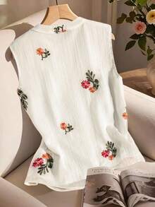 GlowEve Women's Floral Embroidered Button-Front Casual Round Neck Blouse, Summer - Multicolor - View 2