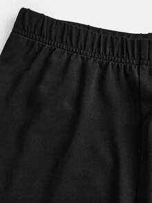 Bộ đồ mùa hè cho bé gái, gồm áo thun rộng và quần legging dệt kim in họa tiết gỗ lũa, chất liệu mềm mại, hợp thời trang, đa năng, phù hợp cho các buổi đi chơi, chụp ảnh cùng chị em, dã ngoại, cắm trại, kỳ nghỉ và thư giãn hàng ngày. - Xám - Xem 3