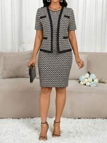 SHEIN Lady Ensemble 2 pièces grande taille pour femmes : Top à manches courtes et robe imprimée, style minimaliste et décontracté - Multicolore - Voir 5