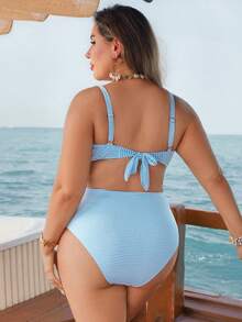 Swim Vcay Plus Size 2pcs Blue & White Textured Fabric Bikini Set With Front Criss-Cross Design, Back Tie-Up, High Waist Ruched Bottoms, Suitable For Summer Beach & Vacation - Blue and White - View 2