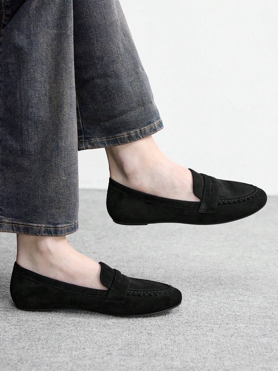 CUCCOO BIZCHIC Women's Simple And Comfortable Flat Loafers - Black - View 1
