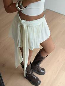 Siren Gaze 女士夏季新款荷叶边裹身迷你裙，奶油色，街头风，休闲风，度假风，系带腰身迷你裙 - 杏色 - 查看 3