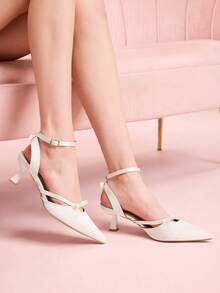 CUCCOO DOLLMOD 米色缎面尖头高跟鞋，蝴蝶结系带镂空细高跟婚鞋 - 米色 - 查看 4