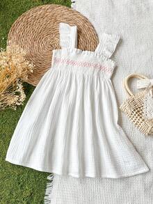 SHEIN Vintaside Kids 1件装 女童夏季新款露肩荷叶边下摆无袖上衣，带蝴蝶结设计，可爱甜美休闲连衣裙，适合海滩度假 - 白色 - 查看 3