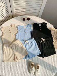 SHEIN 6 pièces Ensemble 2 pièces haut sans manches col rond et shorts pour enfants garçons, décontracté. Polyvalent pour l'école, le jardin, la plage, les anniversaires, le printemps/été/automne/hiver. Hauts assortis, ensembles de tenues pour garçons, ensembles de tenues pour adolescentes filles, hauts d'école, t-shirts pour enfants garçons - Multicolore - Voir 10